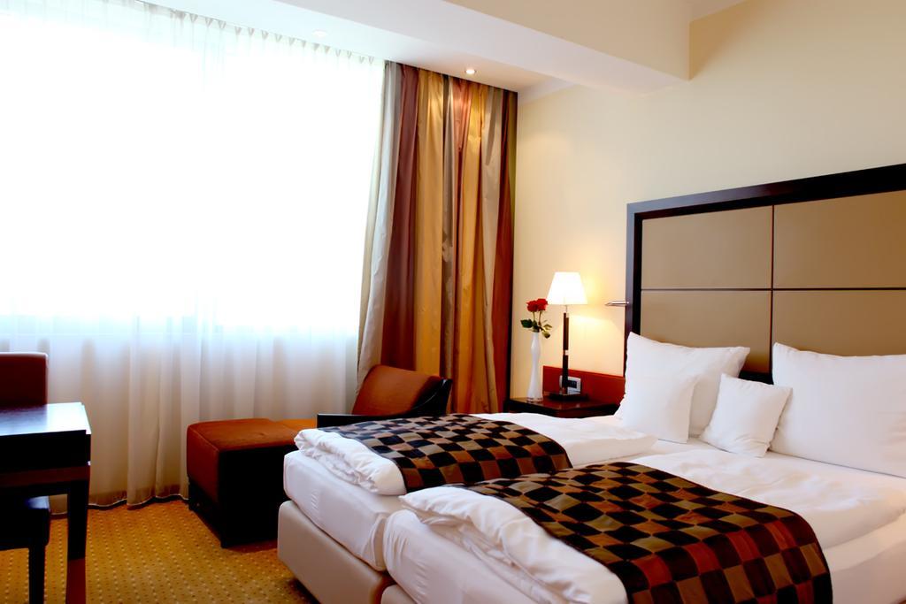 Aparthotel Premier Podgorica Quarto foto