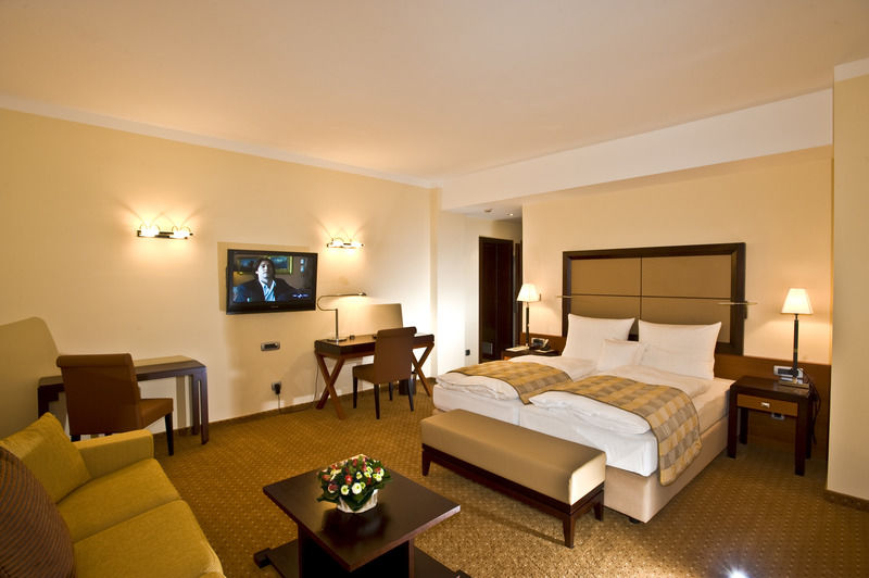 Aparthotel Premier Podgorica Quarto foto